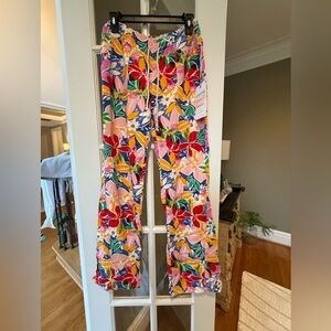 NWT Linen pants! Multi color, 4 pocket pants. Size medium. Cute fit.